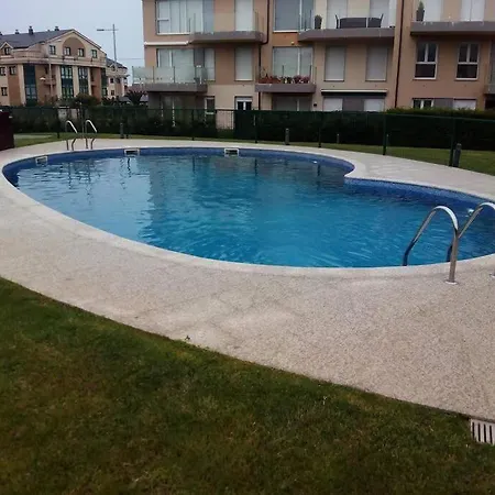 Apartamento Playa Catedrales Con Piscina