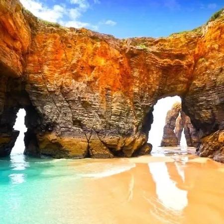 Apartamento Playa Catedrales Con Piscina